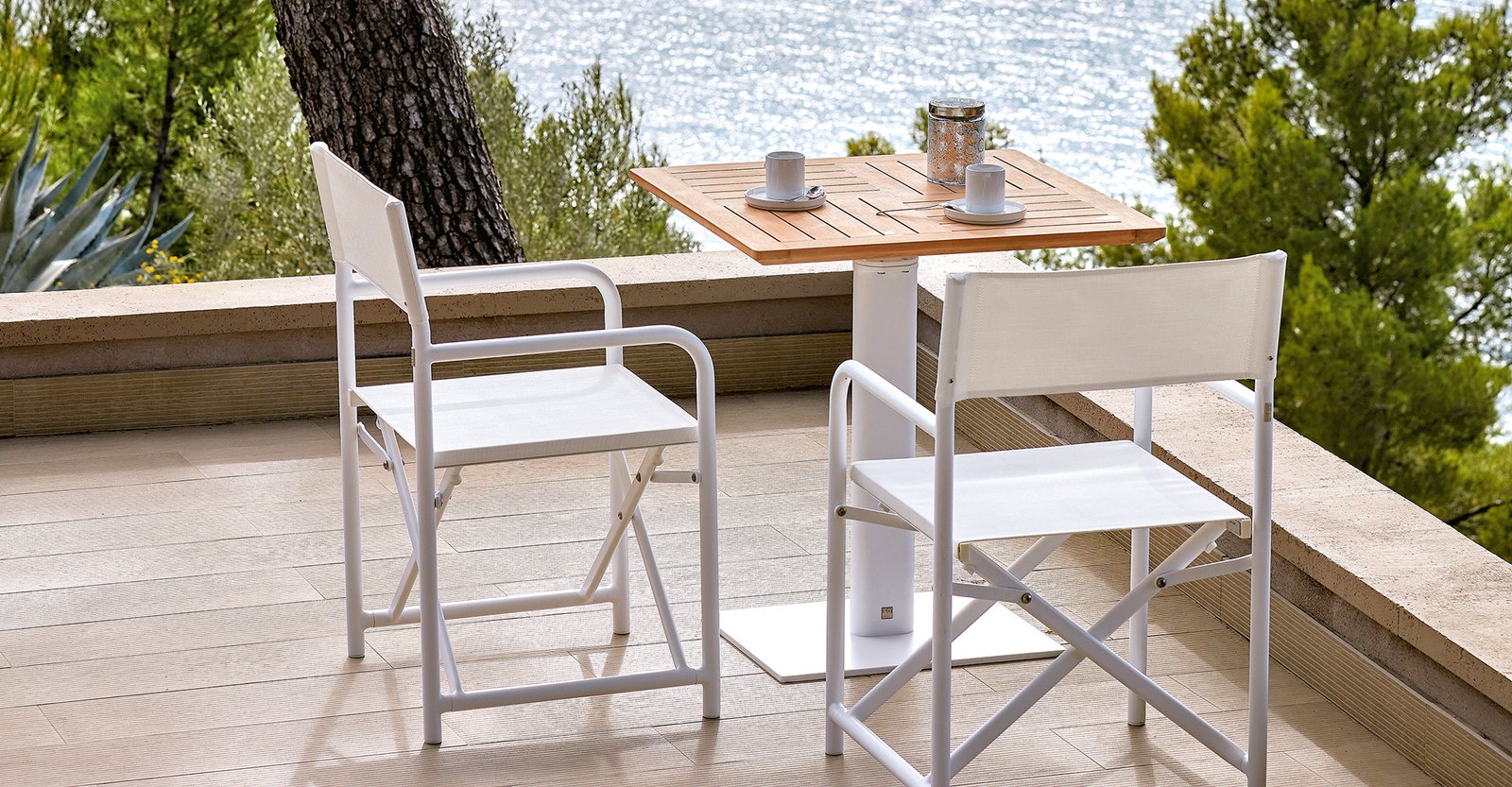 sifas-oskar-ensemble-repas-terrasse